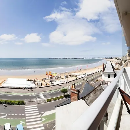 Luxe Panoramique Face Baie De *